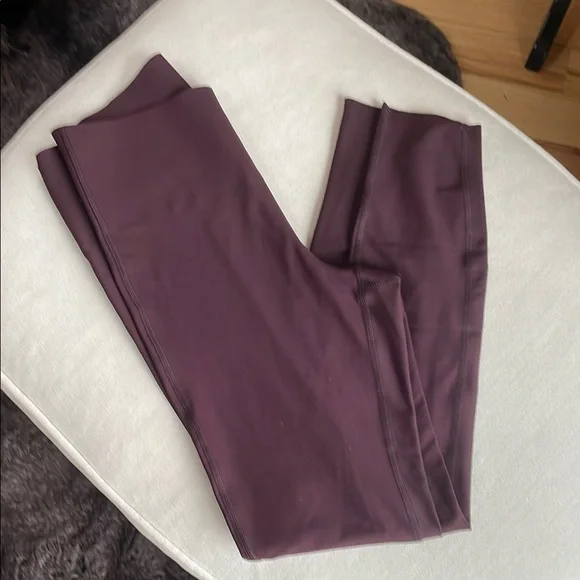 NWOT Extra High-Waisted PowerSoft Sculpt 7/8 Leggings Boxwood Size Small - Picture 7 of 7